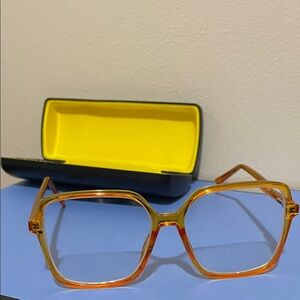 Chic Amber Women's Glasses